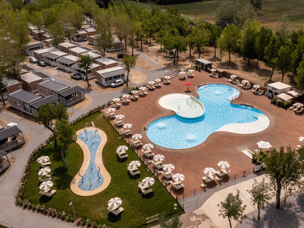 rimini-family-village-swimming-pool-iii