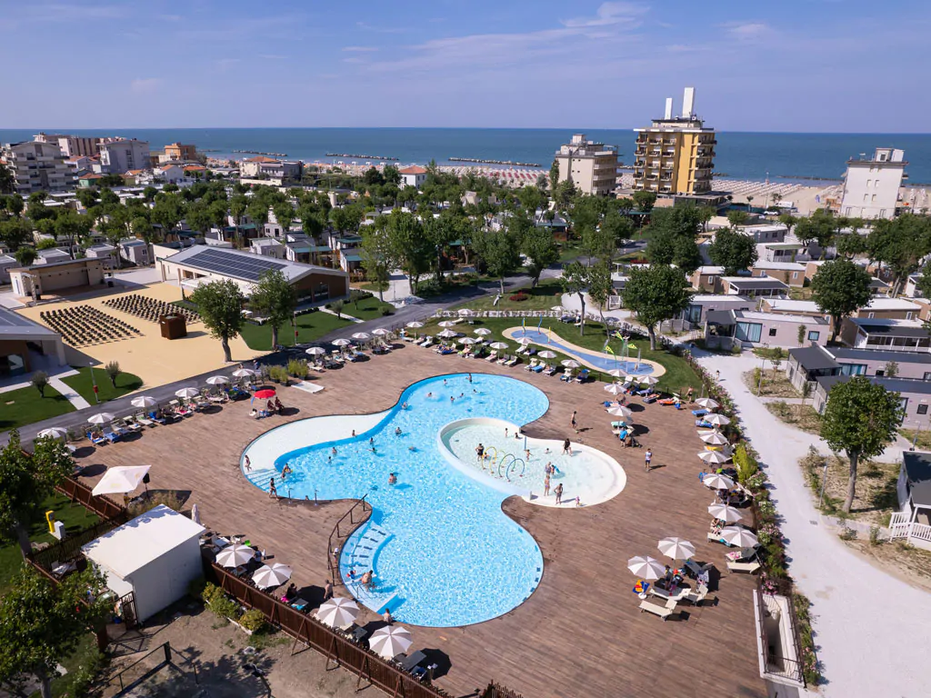 rimini-family-village-swimming-pool-iv
