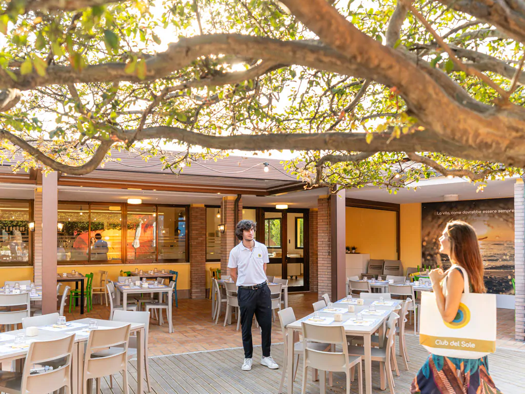 risacca-family-camping-village-restoran-terrace