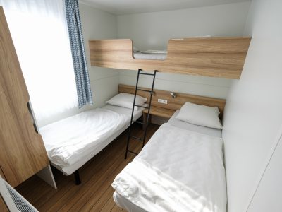terme-catez-mobile-home-42-interior-bedroom-single-beds