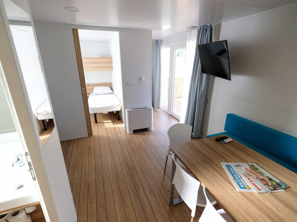 terme-catez-mobile-home-42-interior-couch