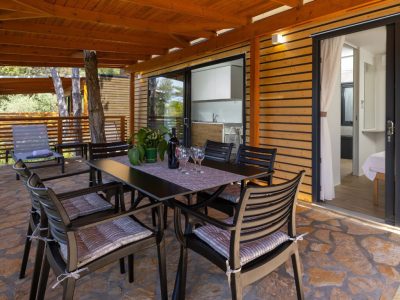 camp-slatina-exterior-terrace-ii