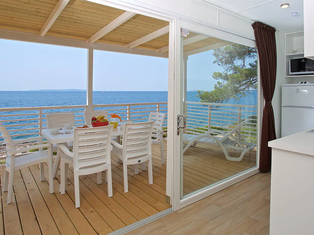 campsite-cikat-mobile-home-type-c-sea-view-2