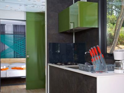 mobile-home-freedhome-interior-kitchen