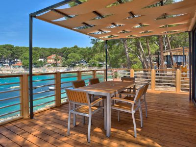 mobile-home-freedhome-mare-exterior-veranda