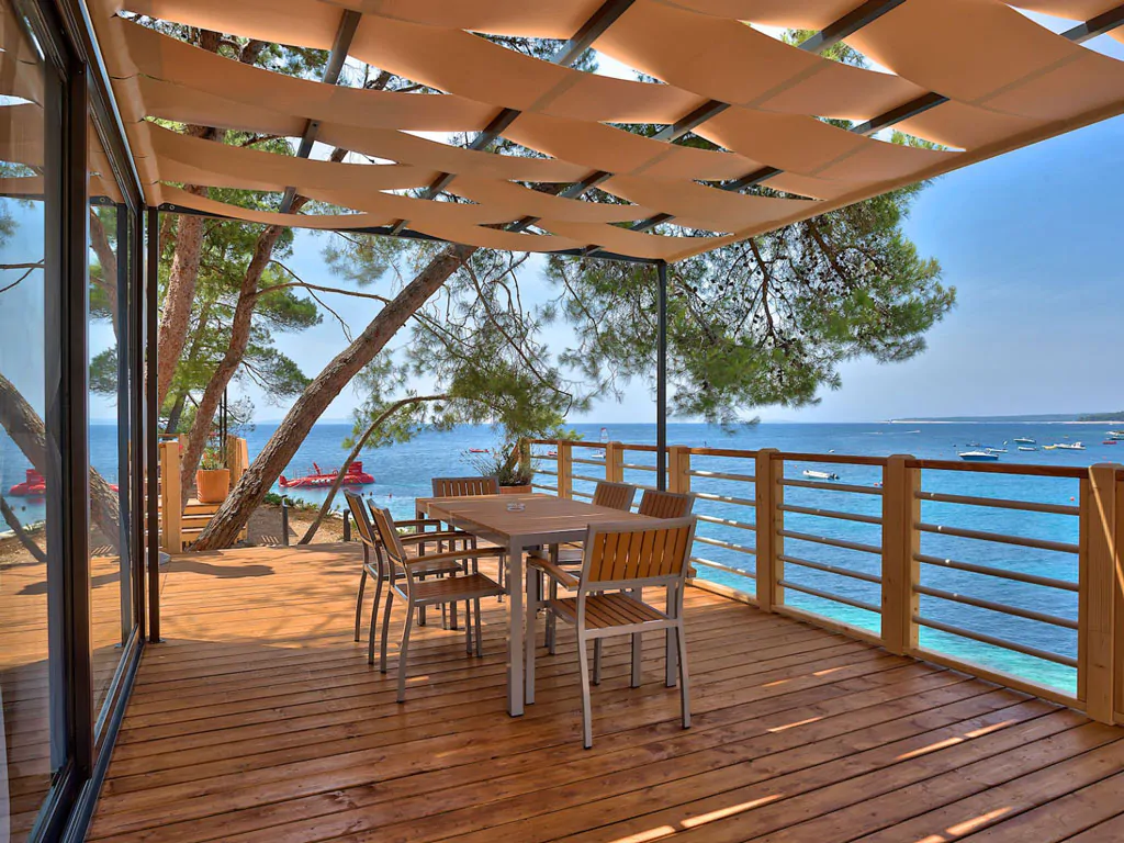 mobile-home-freedhome-mare-exterior-veranda-ii