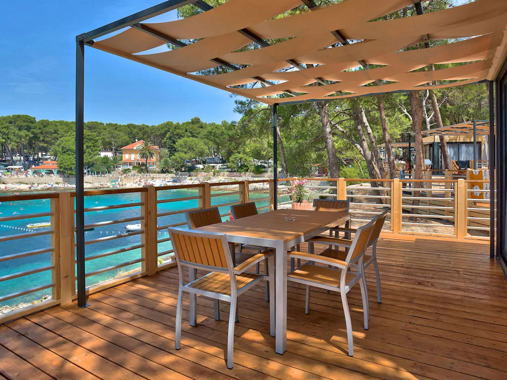 mobile-home-freedhome-mare-exterior-veranda