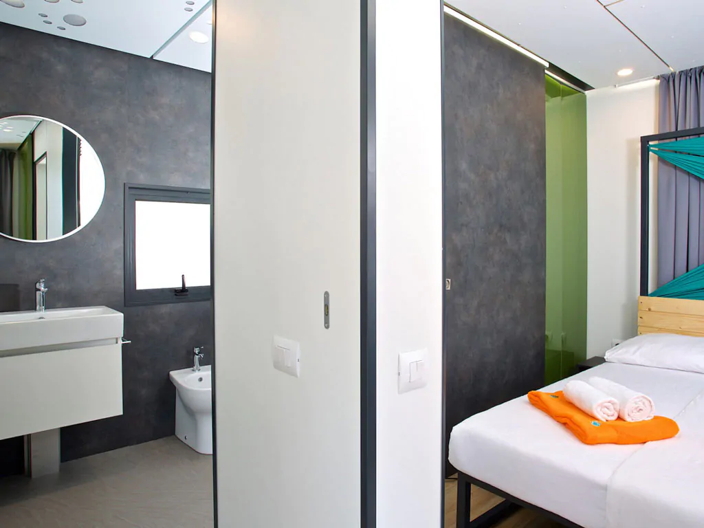 mobile-home-freedhome-mare-interior-bed-room