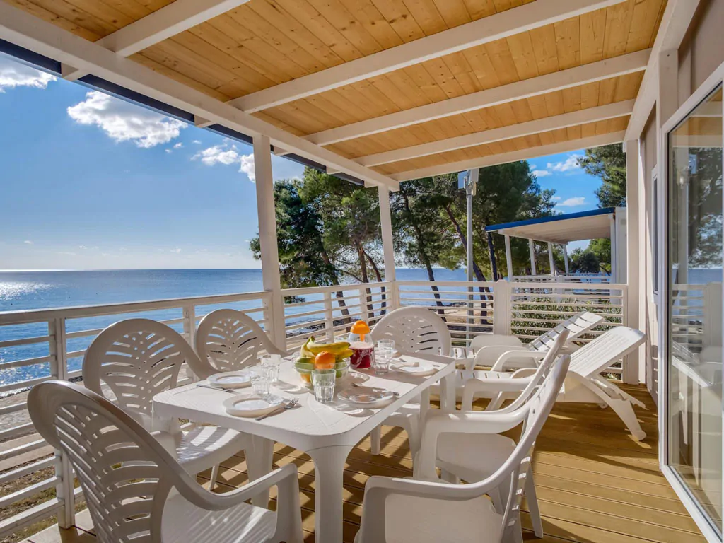 mobile-home-i-mare-exterior-veranda