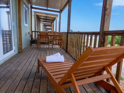 mobile-home-panorama-a-exterior-veranda