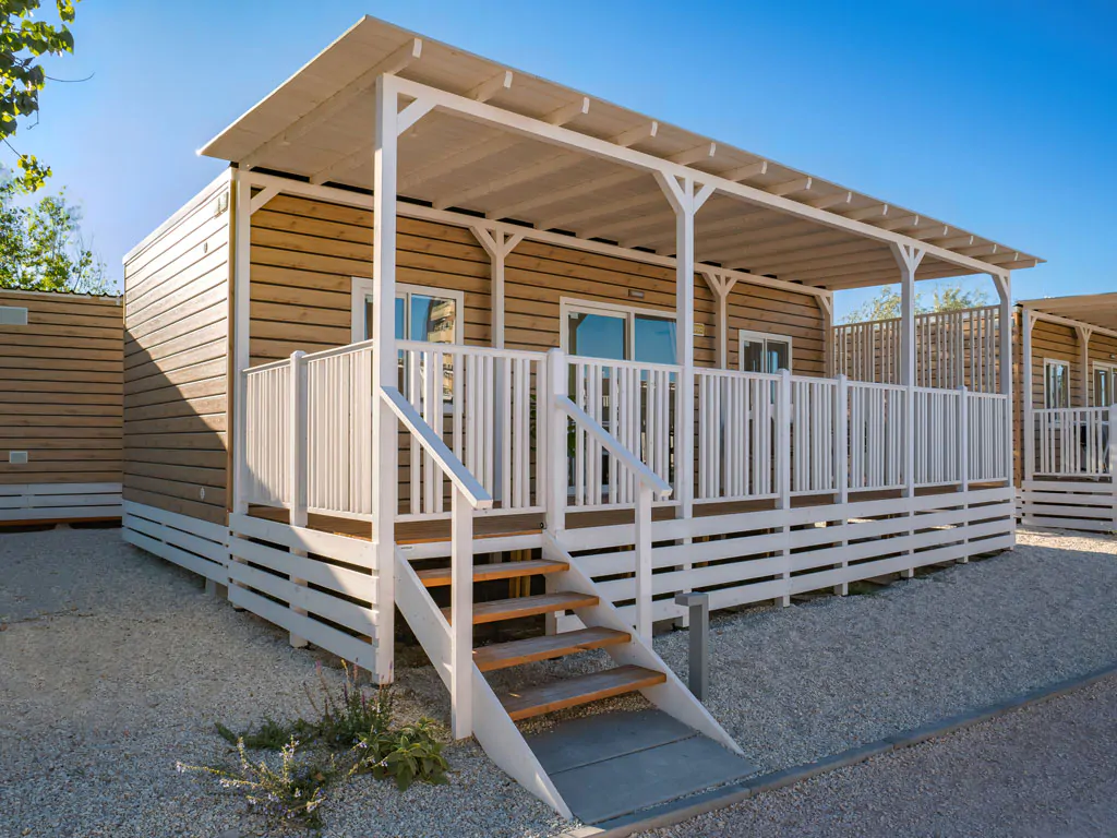 romagna-family-resort-lodge-superior-exterior-mobiler-home-view