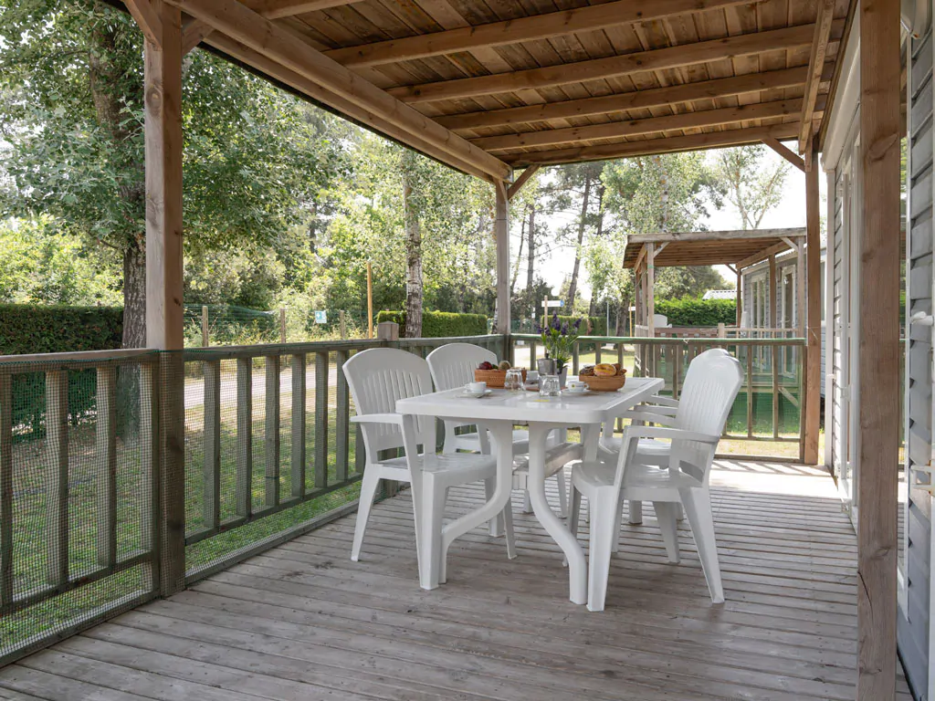 spina-family-collection-lodge-comfort-exterior-terrace-view