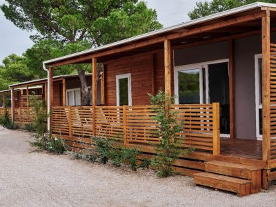 amadria-park-sibenik-family-luxury-mobile-home-exterior-frontview