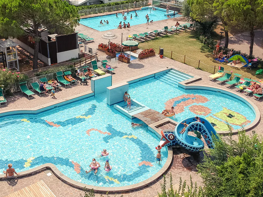 camping-residence-punta-spin-exterior-pool