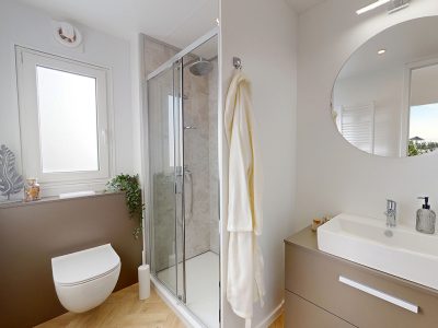 campsite-phalaris-mobile-home-marinus-deluxe-camping-villa-interior-bathroom