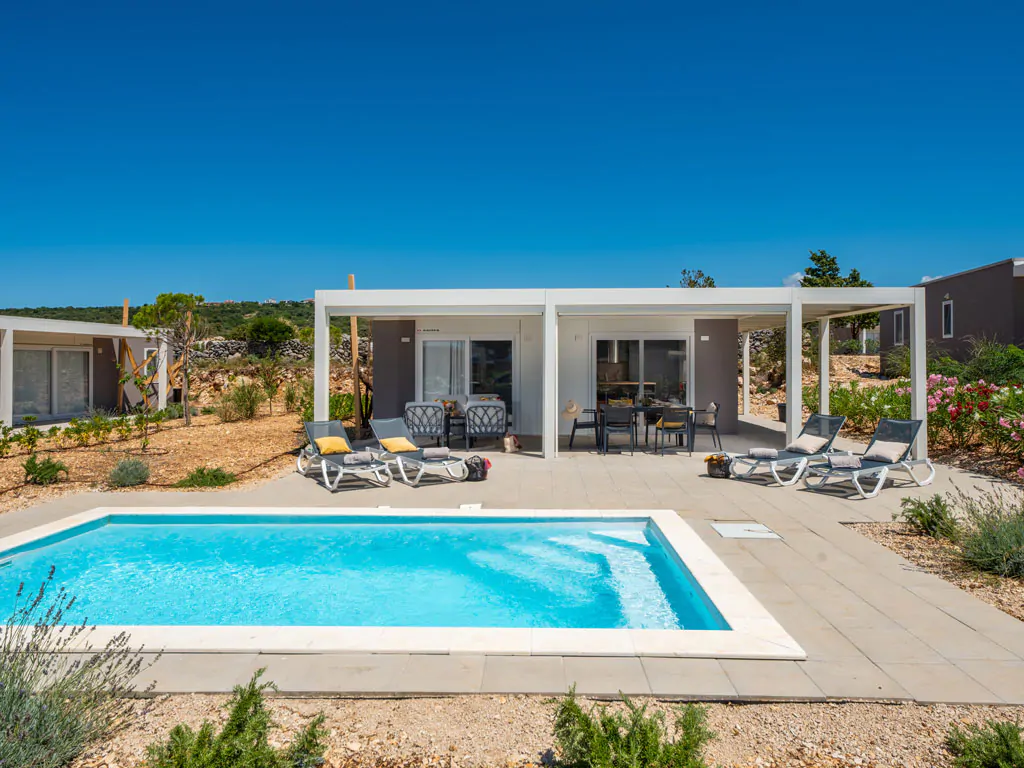 campsite-terra-park-phalaris-pinus-camping-villa-lux-mobile-home-view