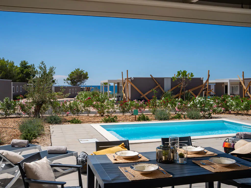 campsite-terra-park-phalaris-pinus-camping-villa-lux-terrace