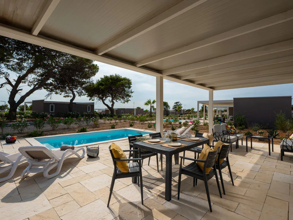 campsite-terra-park-phalaris-pinus-camping-villa-terrace