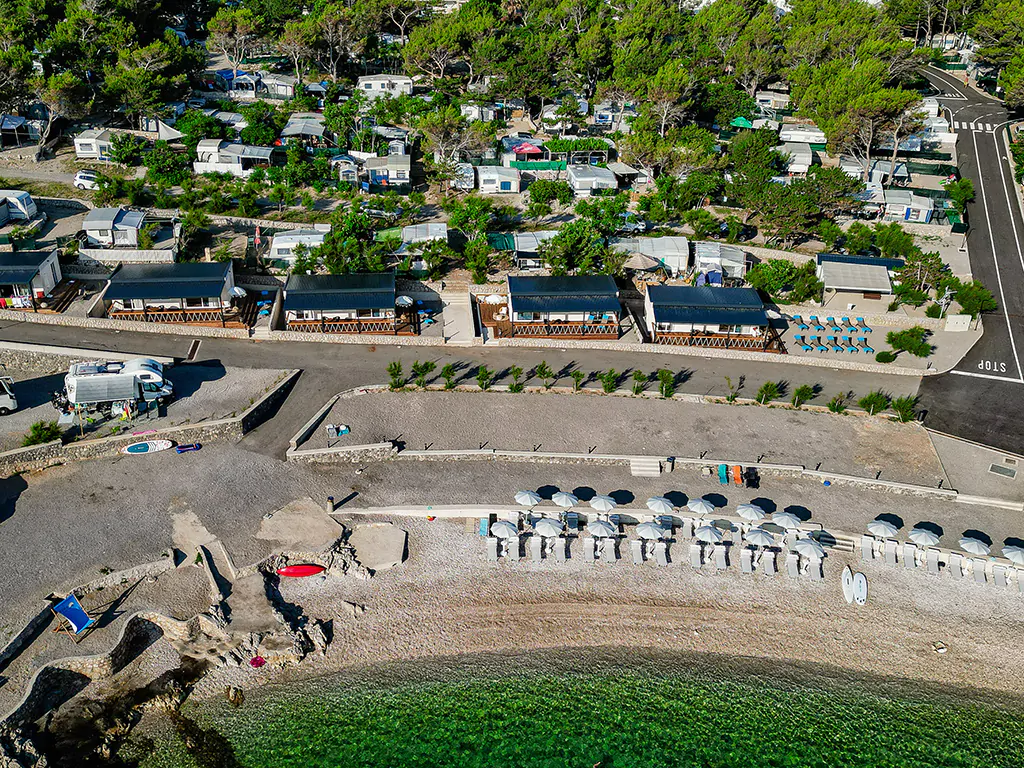 campsite-tiha-silo-mobile-homes-sea-view