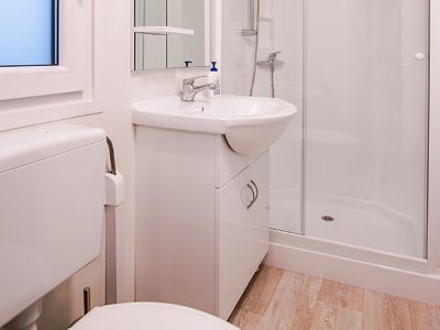 camspite-tiha-silo-mediterranean-premium-interior-bathroom