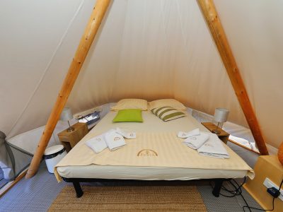 glamping-festa-deluxe-tent-for-2-double-bed
