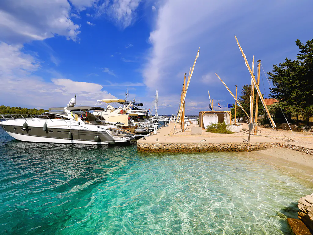 glamping-resort-festa-marina