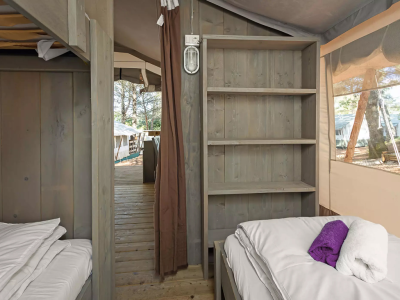 istra-sunny-tent-bedroom-single-beds-2