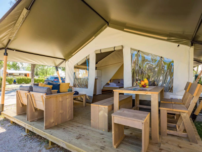 istra-sunny-tent-exterior-veranda