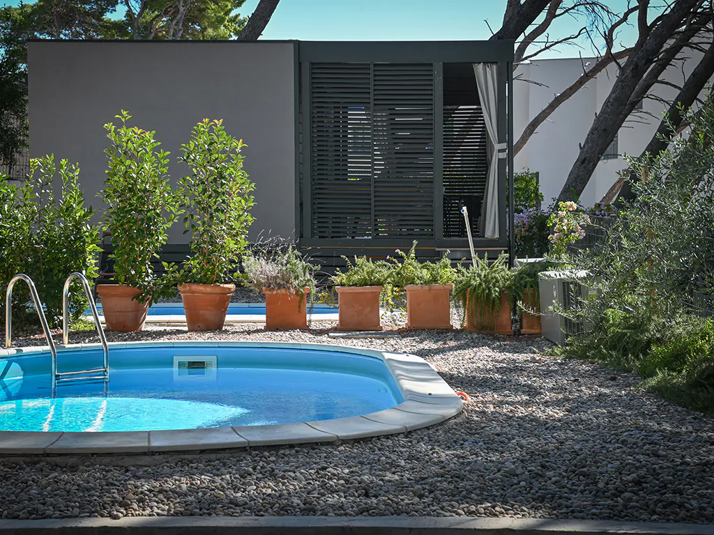 camping-morenia-beach-resort-mobile-home-private-pool-i-2