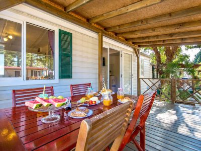 camping-porat-mobile-home-gold-exterior-terrace-i