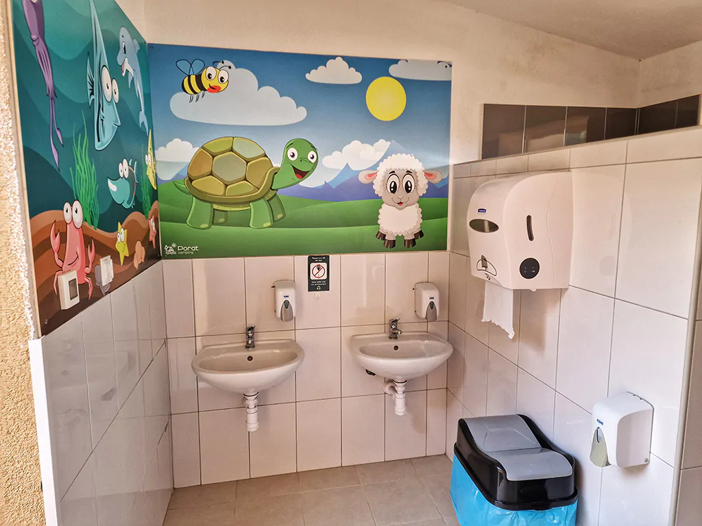 camping-porat-sanitary-corner