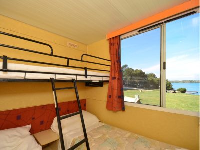camping-tasalera-mobile-homes-bedroom