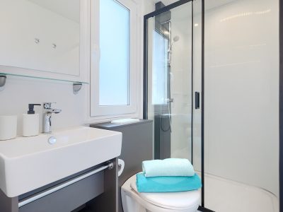campsite-park-umag-mobile-home-adria-garden-interior-bathroom-sink