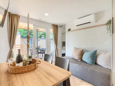 campsite-park-umag-mobile-home-adria-garden-interior-living-room