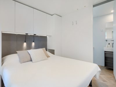 campsite-park-umag-mobile-home-adria-interior-bedroom-suite