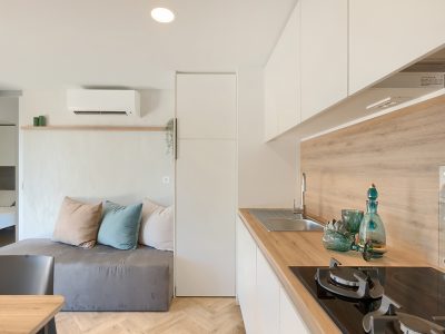 campsite-park-umag-mobile-home-adria-kitchen-living-room