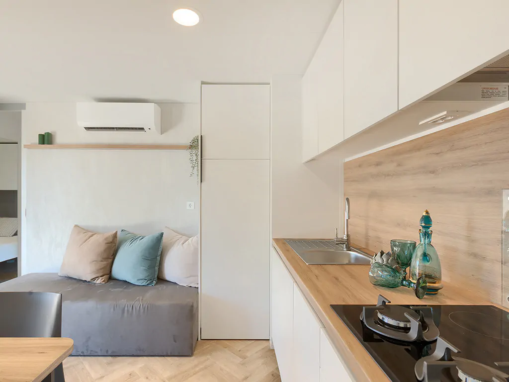campsite-park-umag-mobile-home-adria-kitchen-living-room