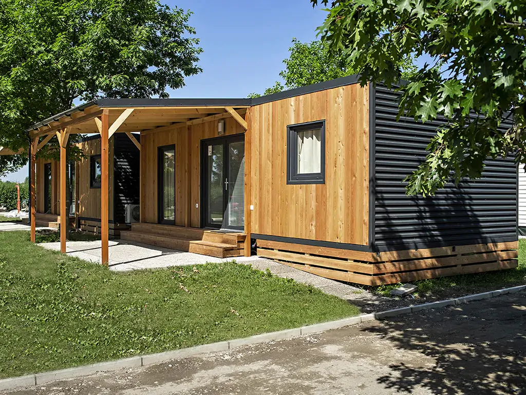 campsite-terme-ptuj-exterior-mobile-home-front-view-2