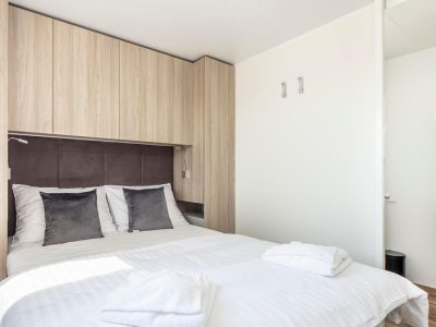 terra-park-phalaris-tamaris-camping-villa-interior-bedroom-2