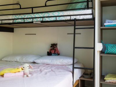 weekend-glamping-resort-cottage-interior-bedroom