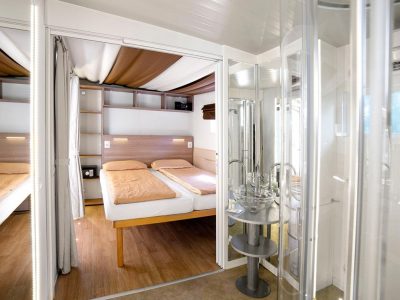 weekend-glamping-resort-cottage-interior-bedroom-suite