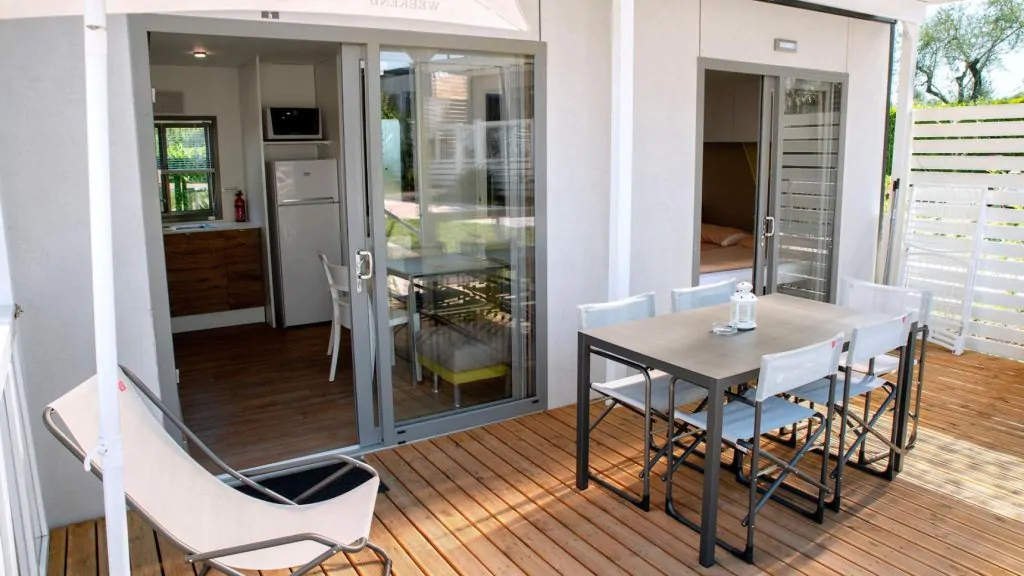 weekend-glamping-resort-next-xl-superior-terrace-i