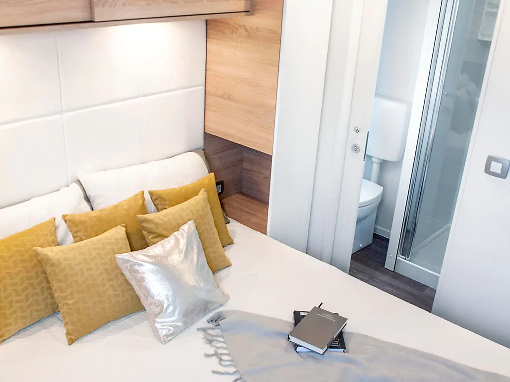 campsite-terra-park-spiritos-holiday-home-sylva-6-with-pool-interior-bedroom-suite