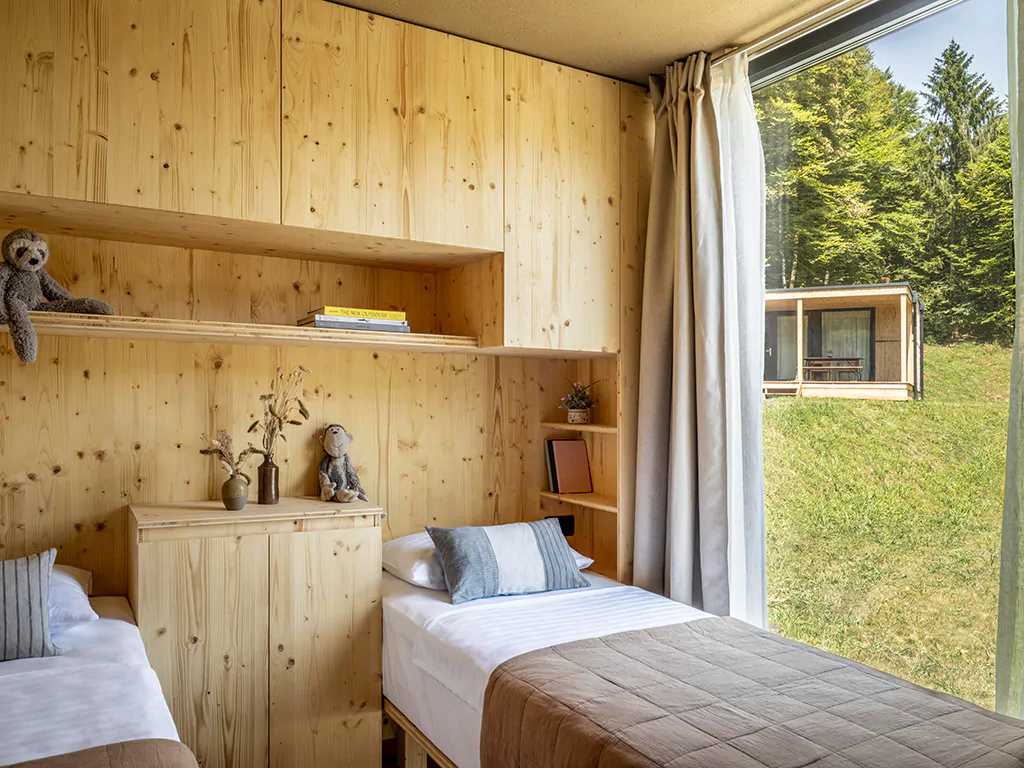 falkensteiner-premium-camping-lake-blagus-mobile-home-interior