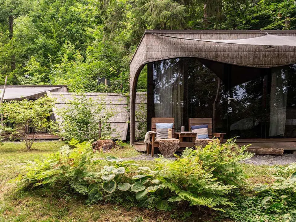 lake-house-top-row