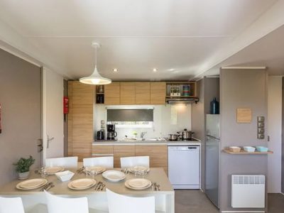 lanterna-premium-camping-resort-premium-c-interior-living-room