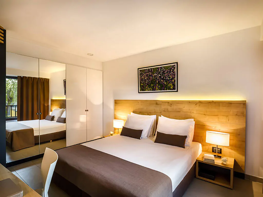 san-marino-residence-room-for-two-bedroom