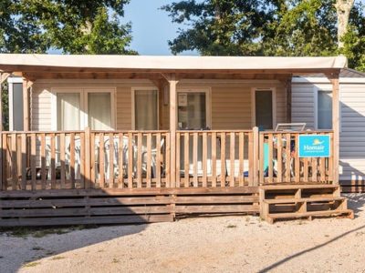 campsite-park-umag-mobile-home-comfort-a-for-6-persons-exterior-entrance