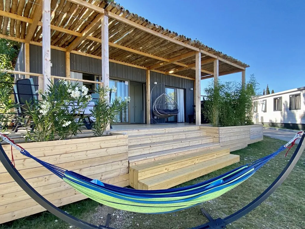 camping-cisano-san-vito-mobile-home-exterior-ii