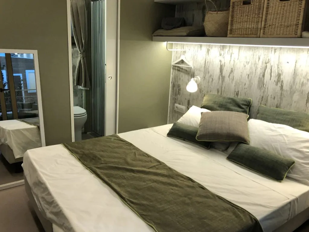 camping-cisano-san-vito-mobile-home-interior-bedroom
